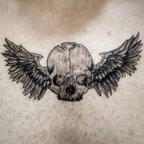 tattoo calavera con alas