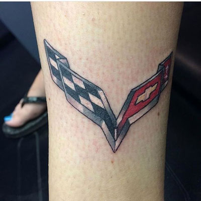 tatuaje logo de corvette
