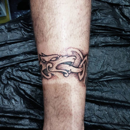 tatuaje brazalete nordico