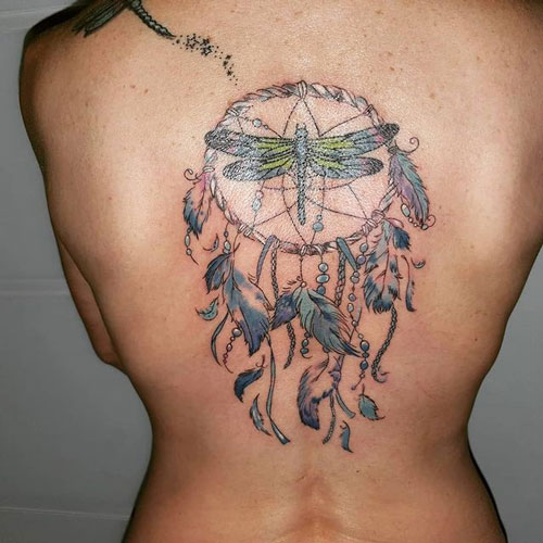 tattoo atrapasueño y libelula