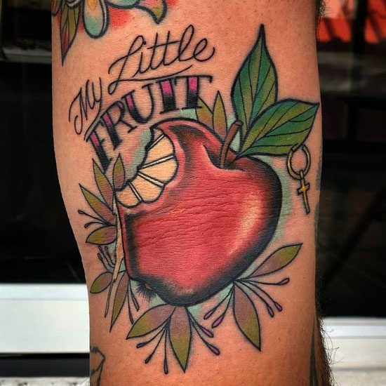 tattoo tradicional de manzana