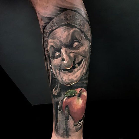 tatuaje de manzanas