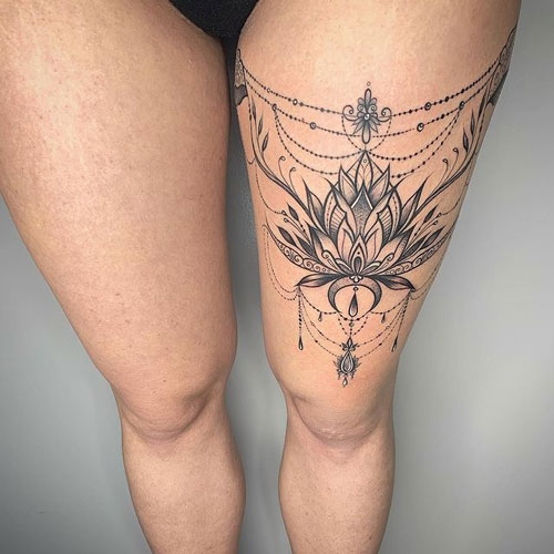 tatuaje ornamental flor de loto