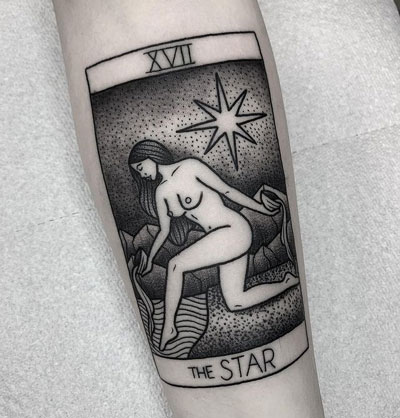 tatuaje de tarot una estrella