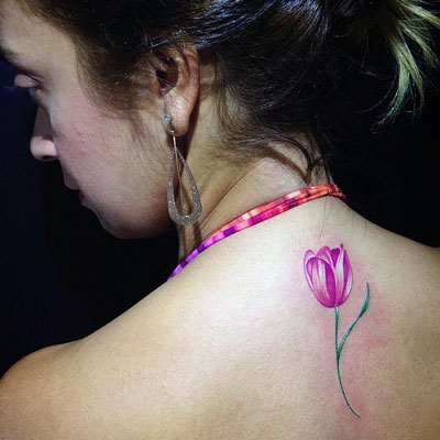 tattoo tulipanes lilas