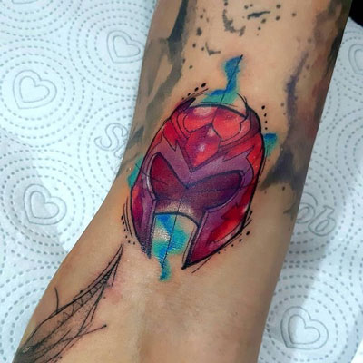 tatuaje acuarela de Magneto