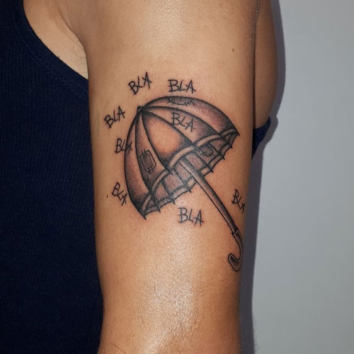 tattoo de sombrilla bla bla