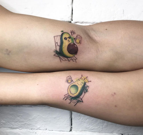 tatuaje de parejas aguacates