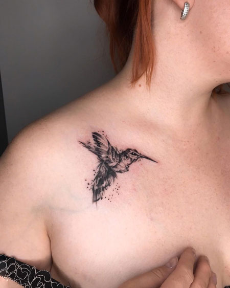blackwork tattoo colibri