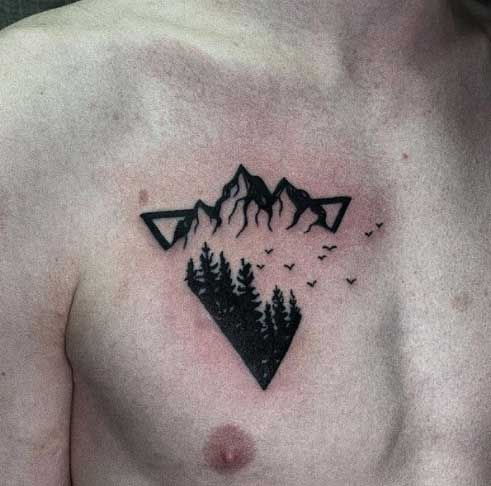 tattoo de hombre imagen montaña