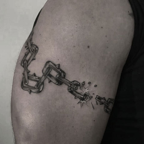 cadenas tattoo