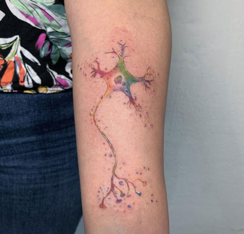 tatuaje de neurona en acuarela